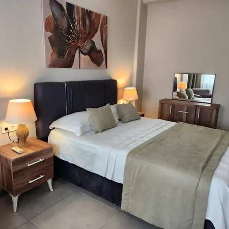 Traumhaus Mitten In Der 60 Meter Zum * Κουσάντασι